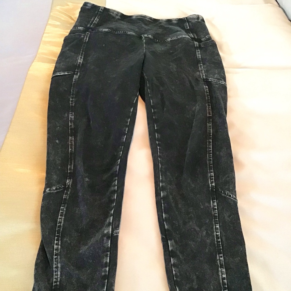 MNY acid washed ankle legging